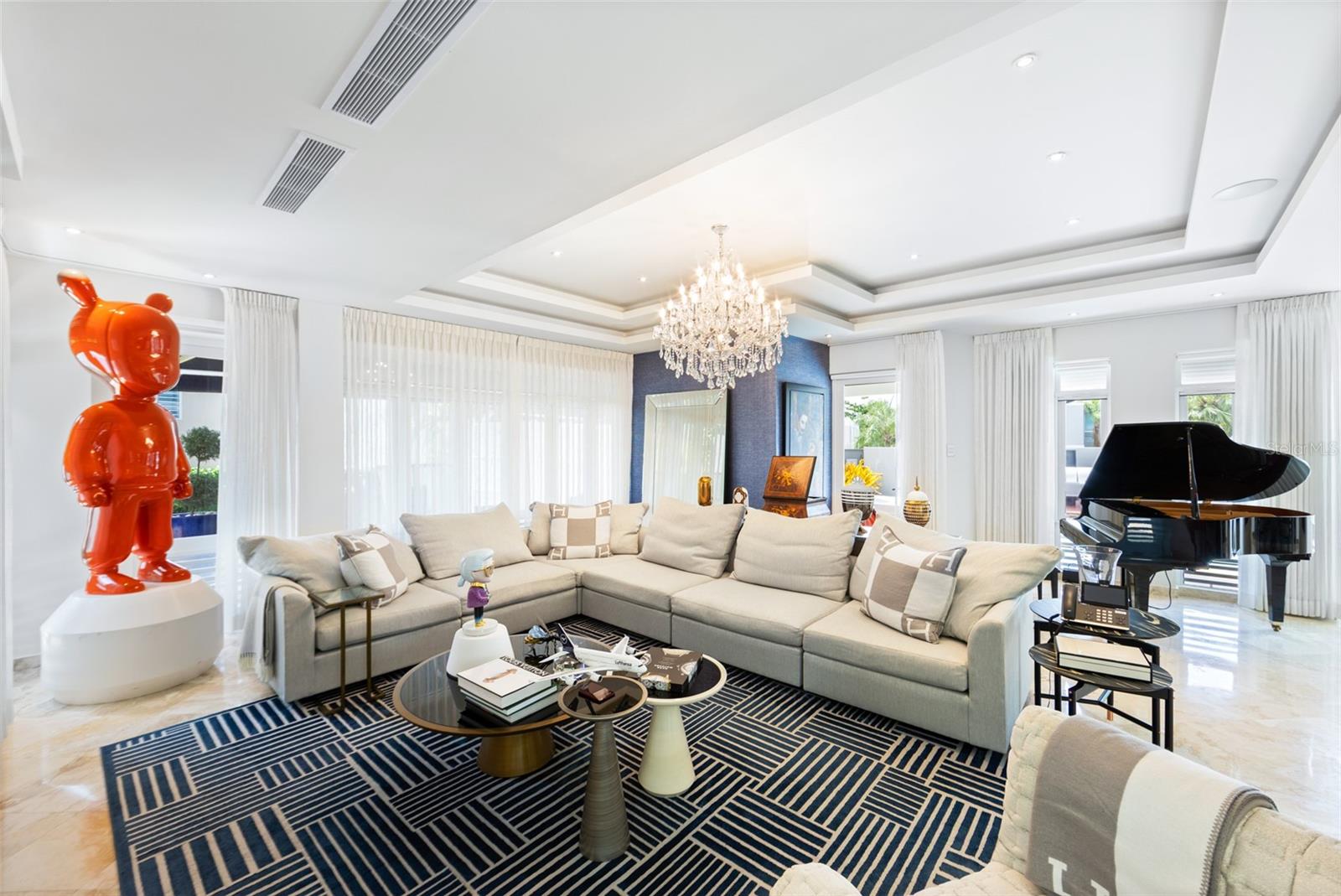 URB. ARBOLES DE MONTEHIEDRA - Residential