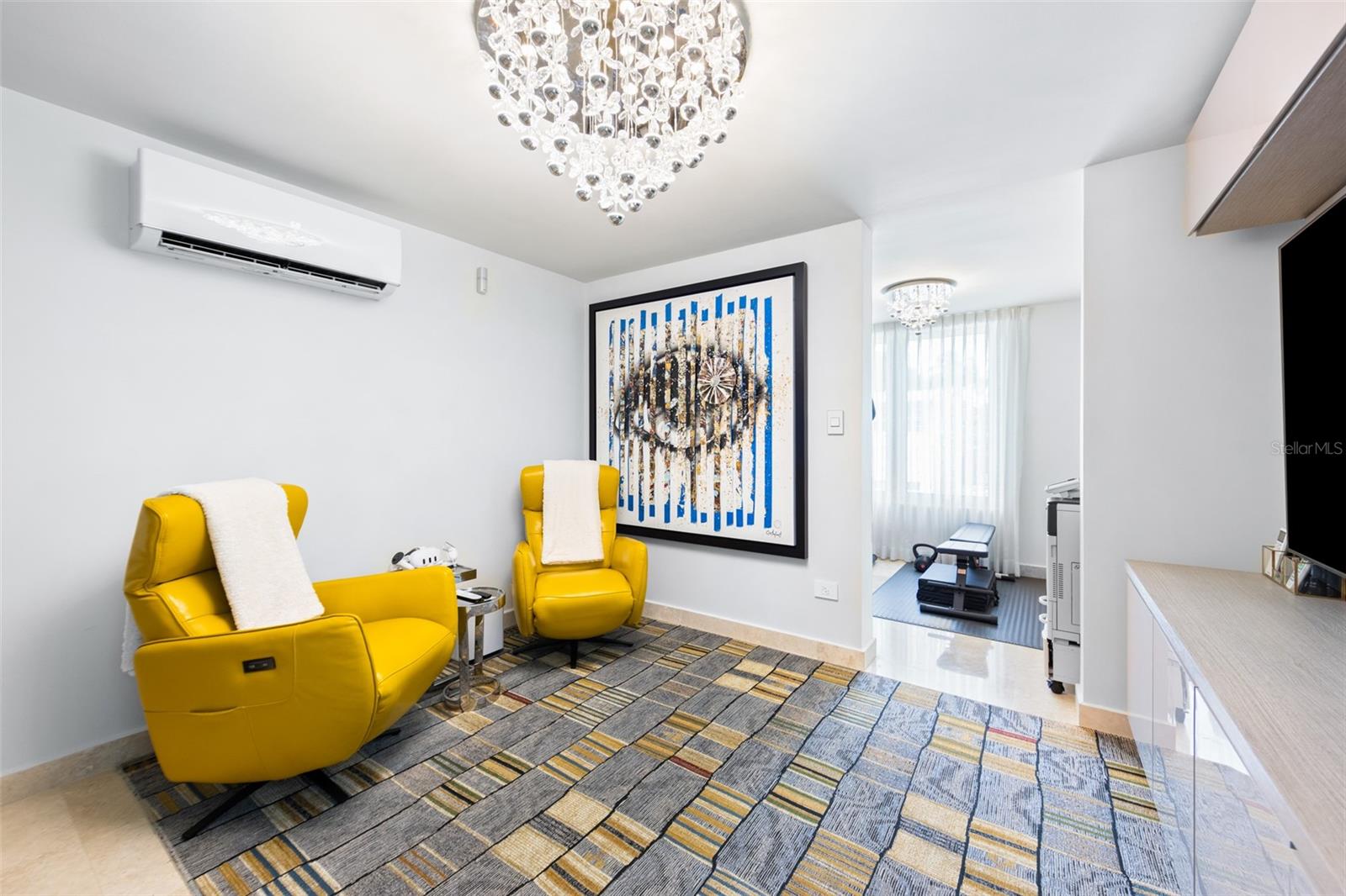 URB. ARBOLES DE MONTEHIEDRA - Residential
