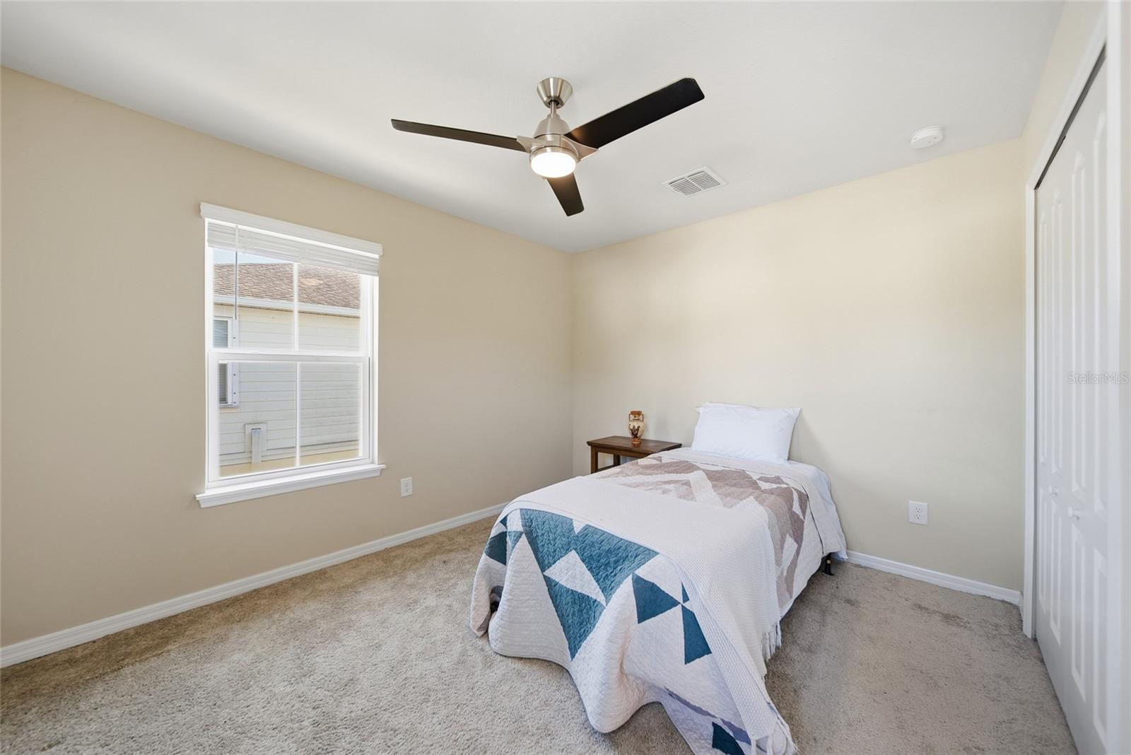 LUCAYA LAKE CLUB TWNHMS PH 2B - Residential