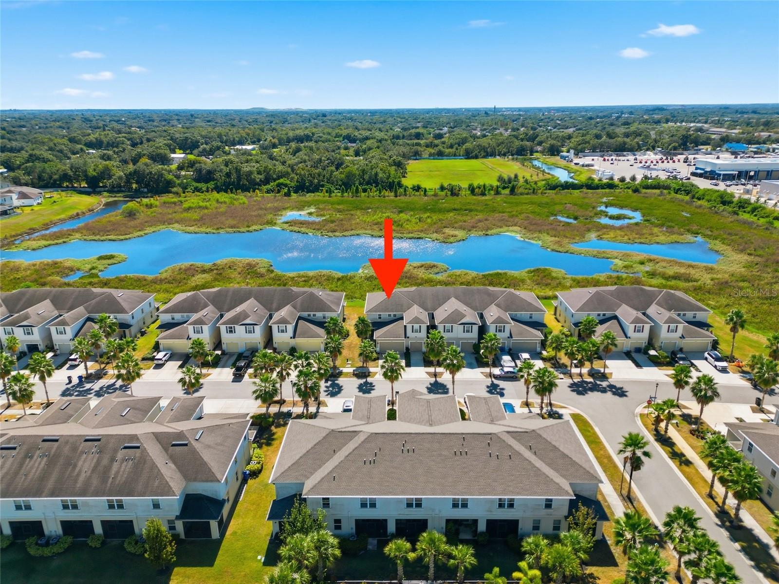 LUCAYA LAKE CLUB TWNHMS PH 2B - Residential