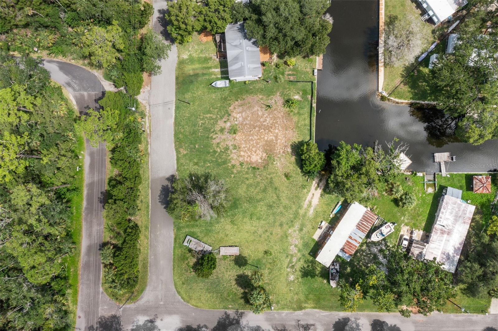 PALM GROVE COLONY - Land