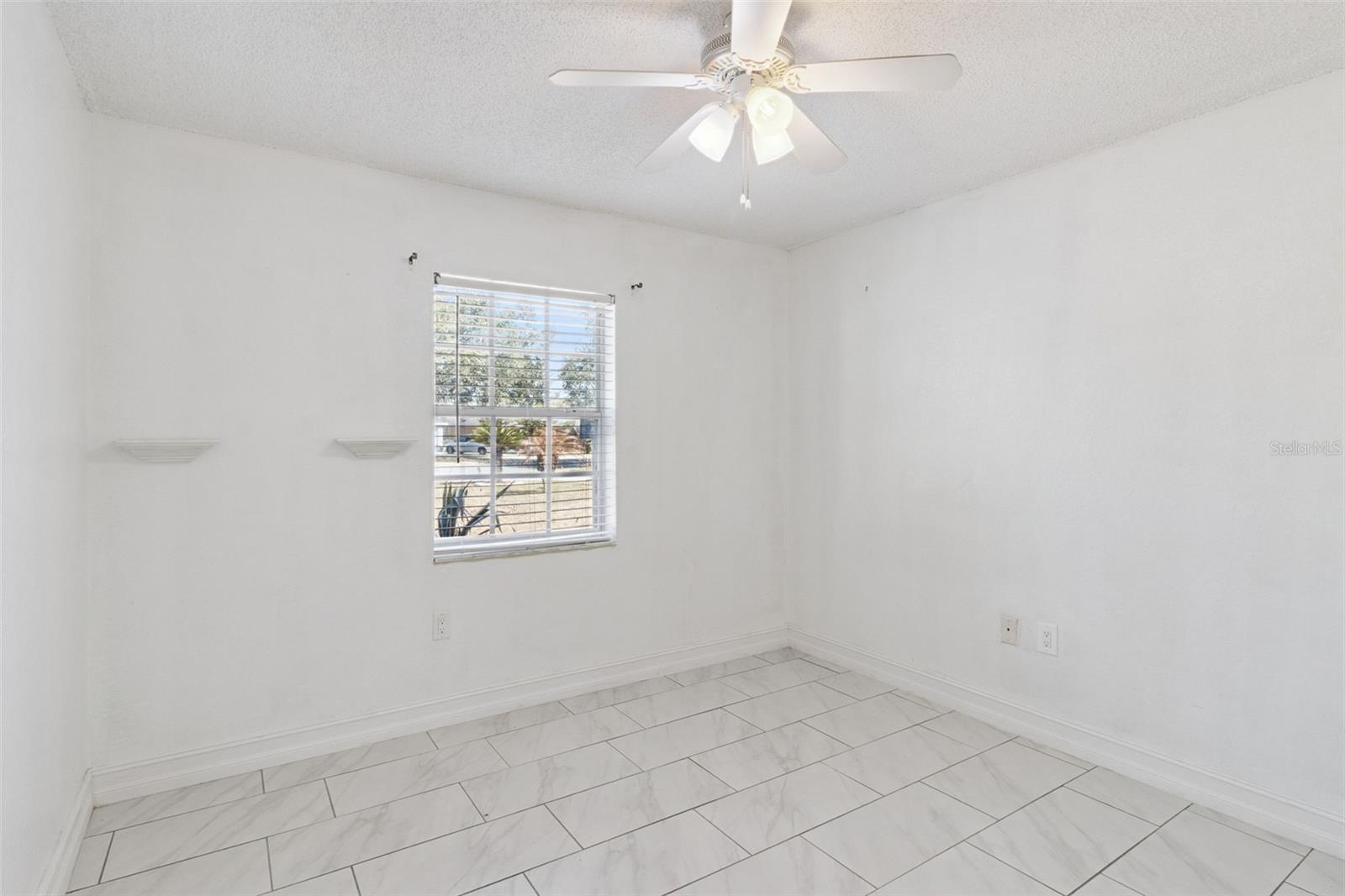 INDIAN SPRINGS - Residential