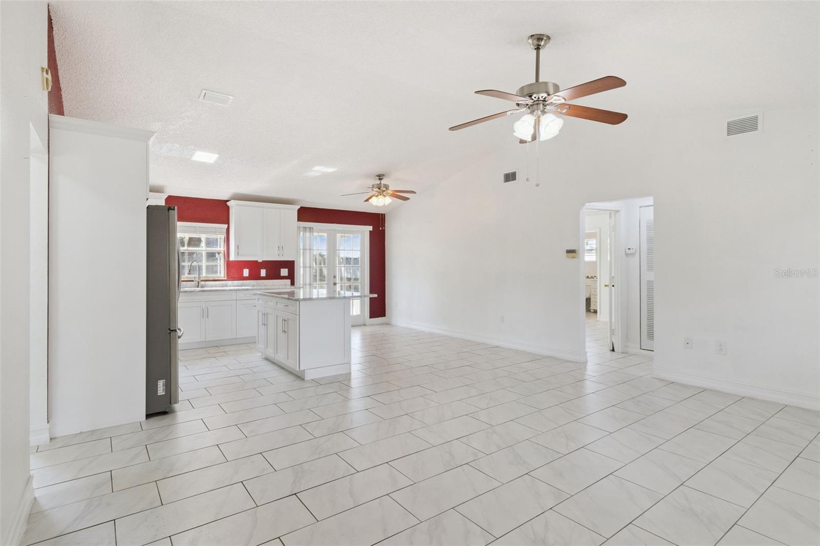 INDIAN SPRINGS - Residential