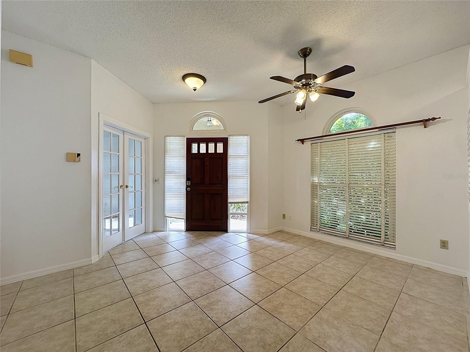 1047 KELLY CREEK CIRCLE