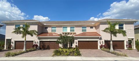 Photo of 7780 Hidden Creek Loop #103, Lakewood Ranch, FL 34202 (MLS # U8119041)