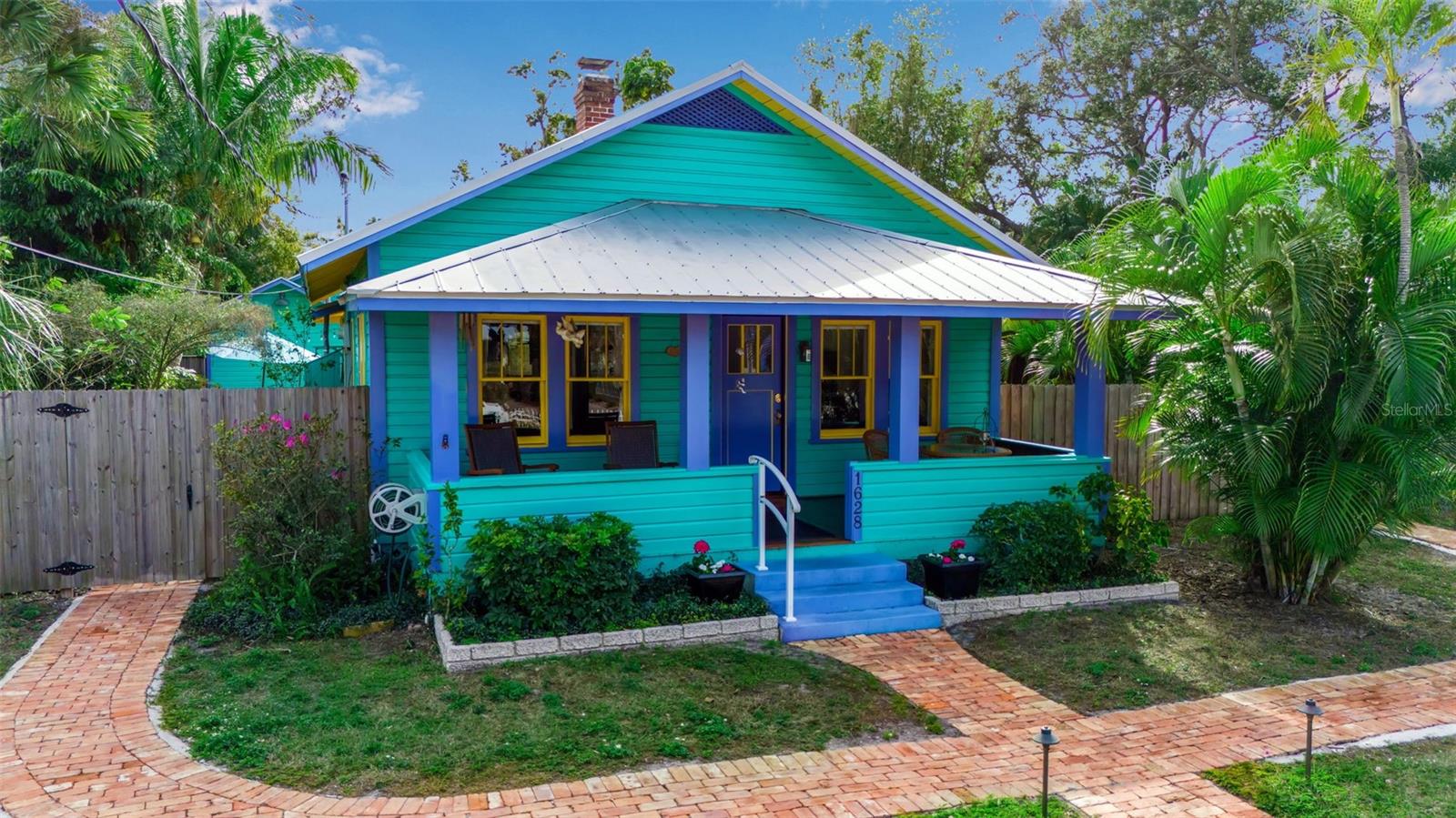 HALLS SUB JAMES S - Residential