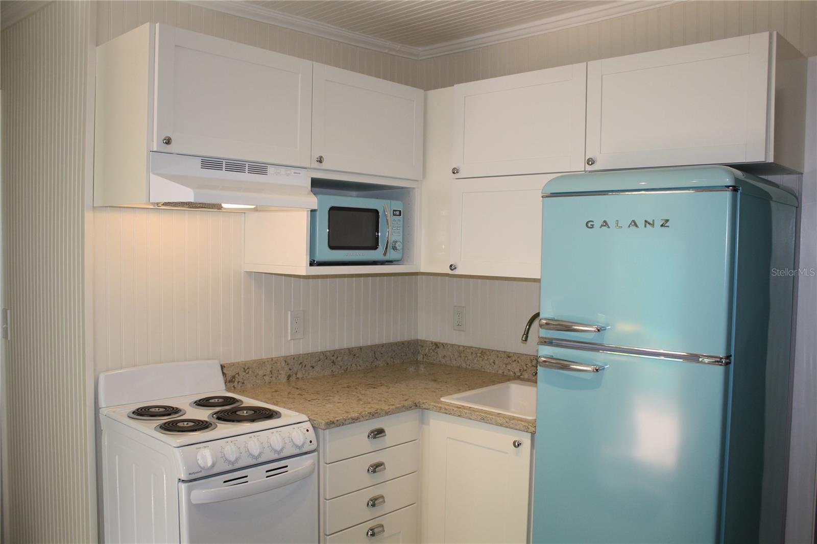 HALLS SUB JAMES S - Residential