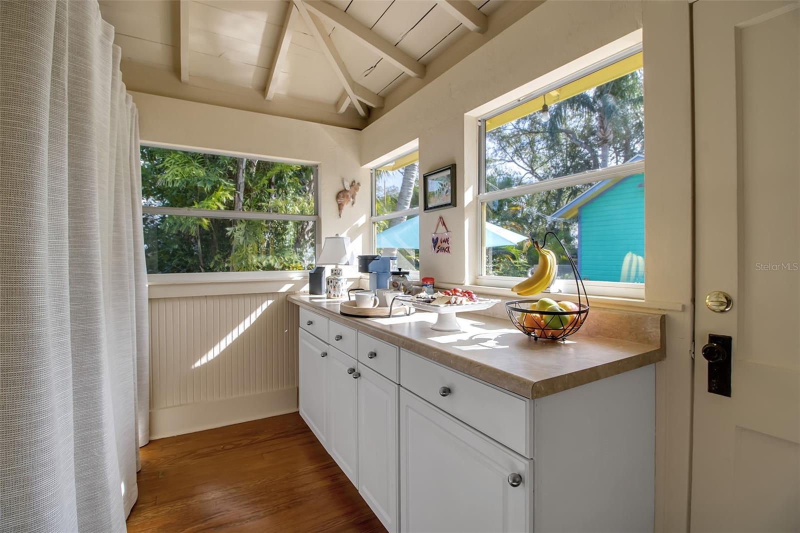 HALLS SUB JAMES S - Residential