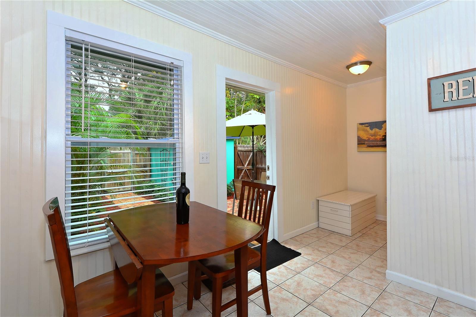 HALLS SUB JAMES S - Residential