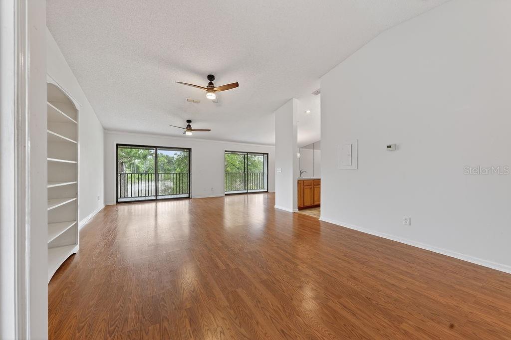 CONQUISTADOR CONDO APTS - Residential