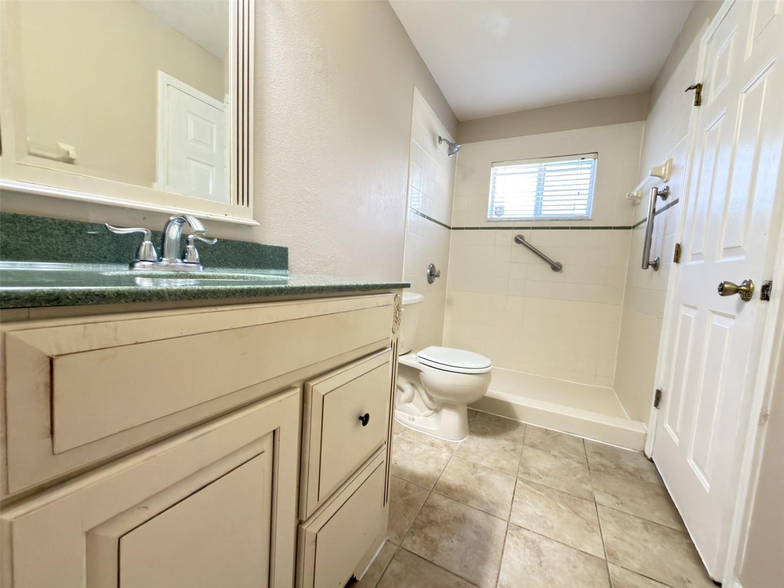 HERITAGE ISLES PH 2E - Residential Lease