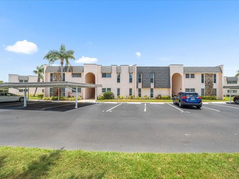 213 FERNWOOD CIRCLE 213 SEMINOLE FL 33777
