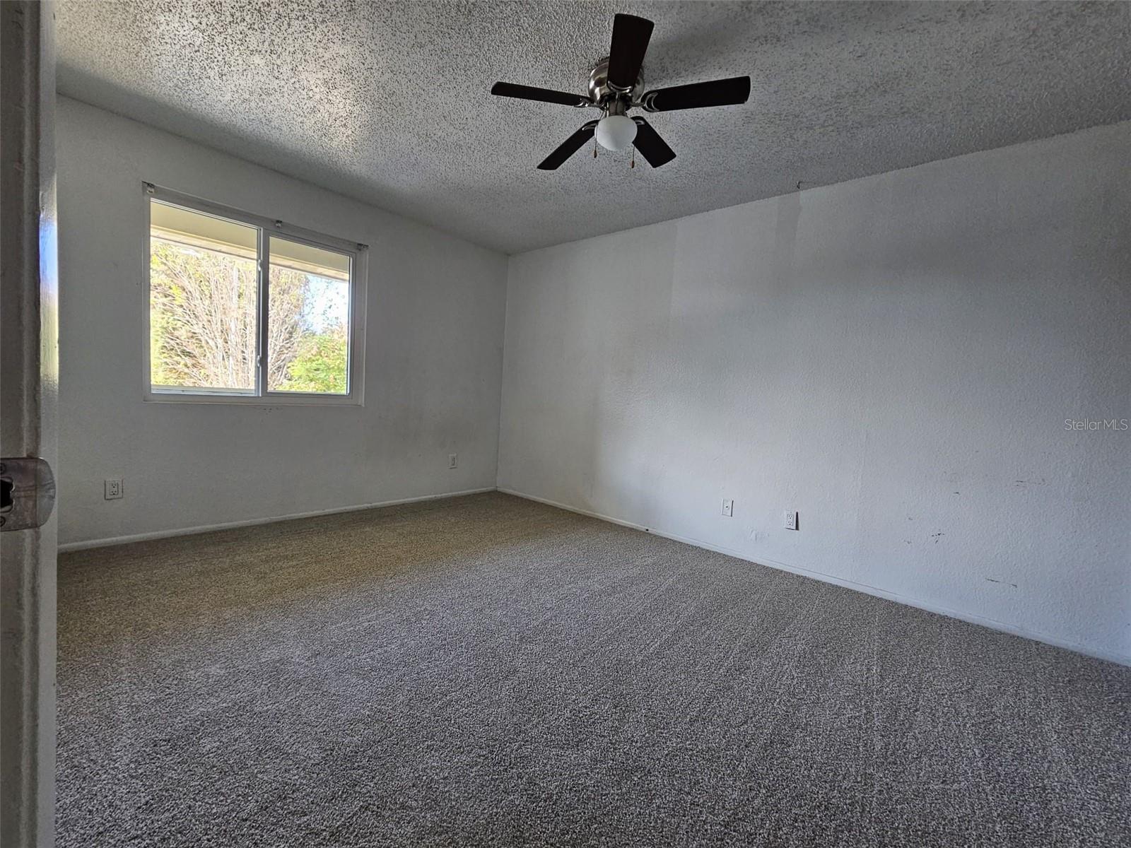 THE HAMPTONS AT BRANDON A CONDO - Residential Lease