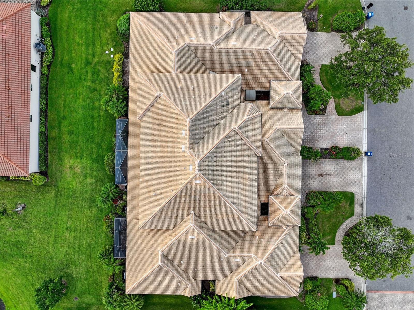 BOUGAINVILLEA PLACE - Residential