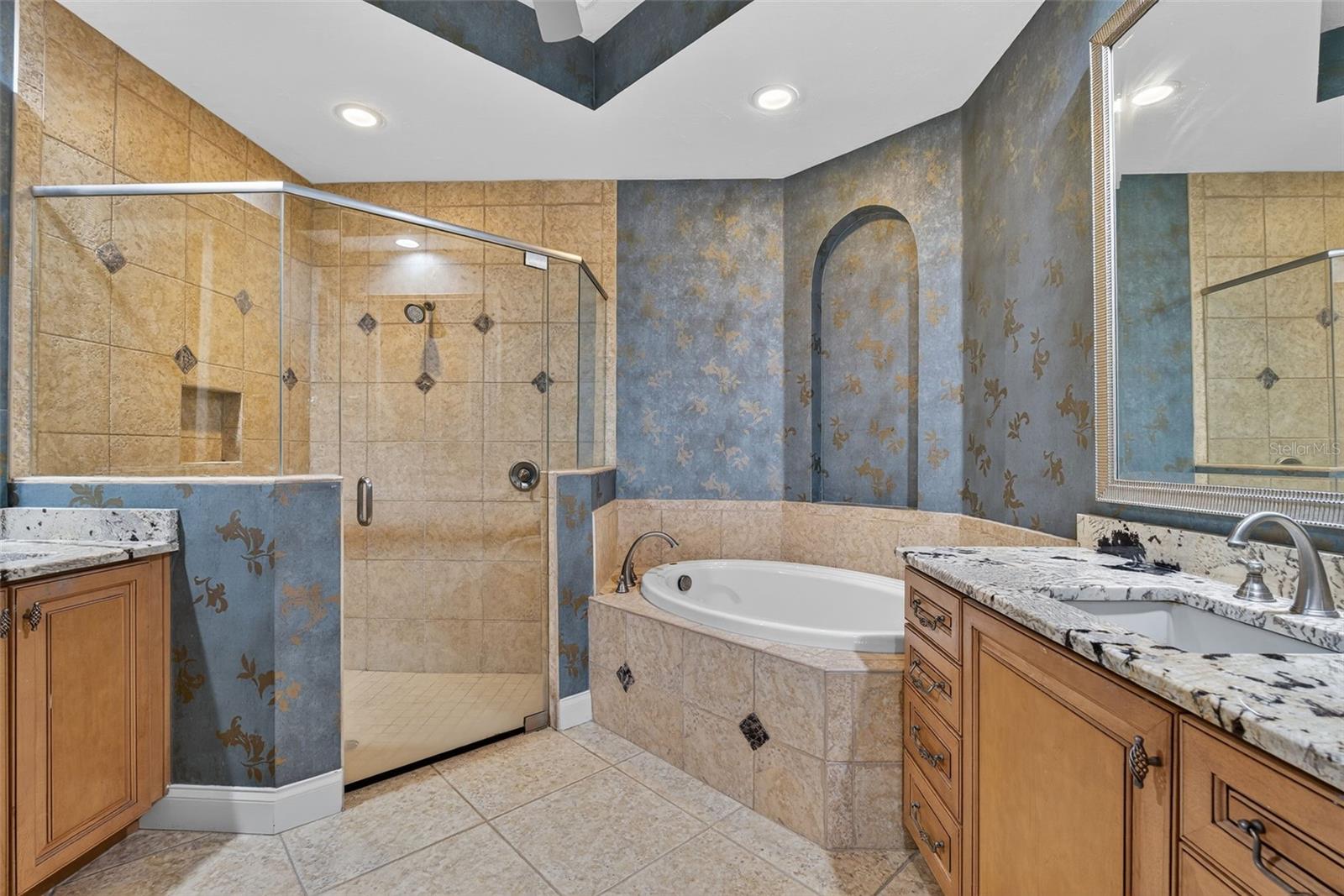 BOUGAINVILLEA PLACE - Residential