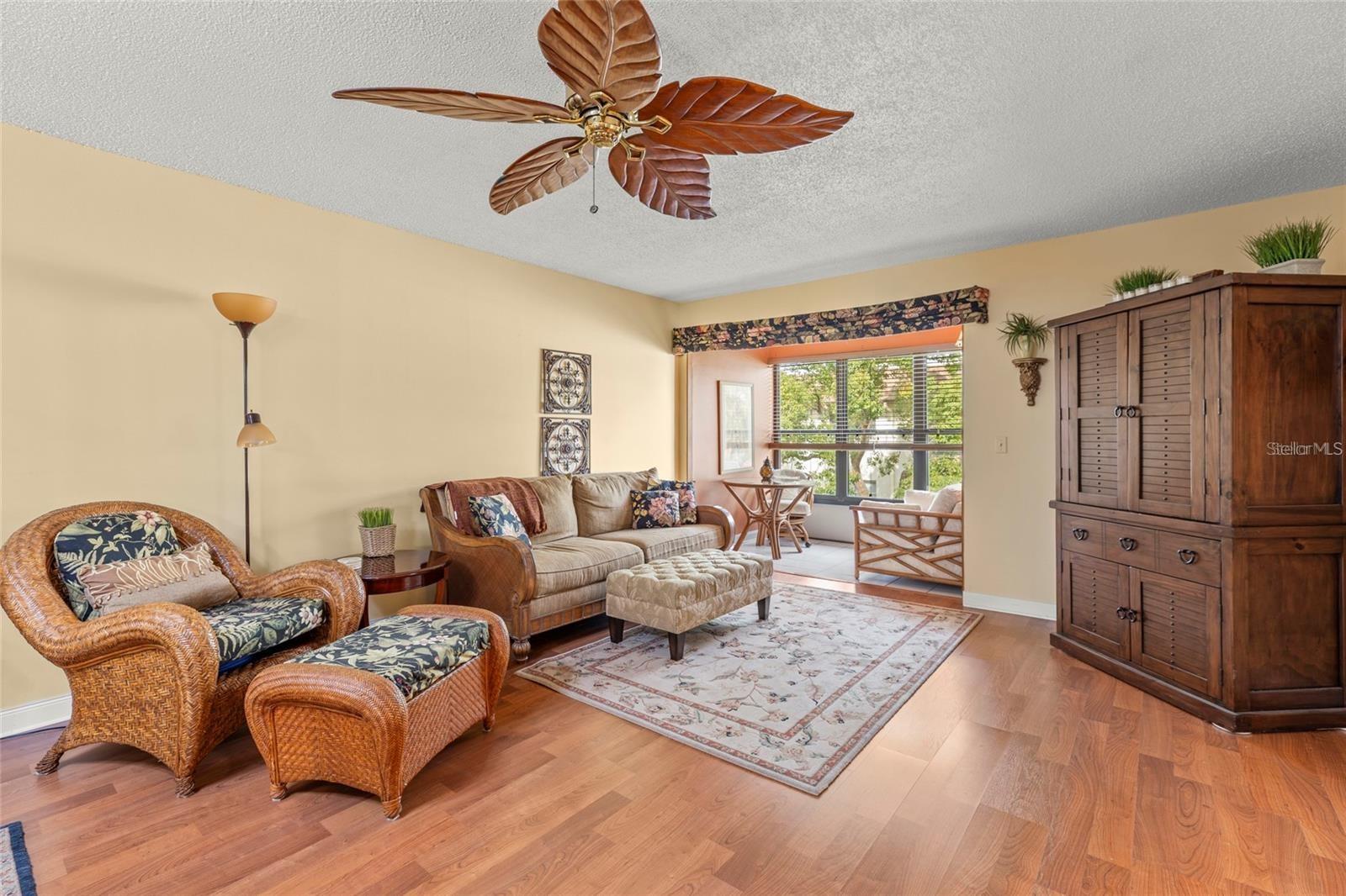 BAY PALMS CONDO - Residential