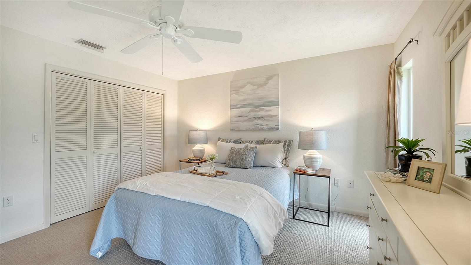 VENICE GARDENS SEC 2 - Residential