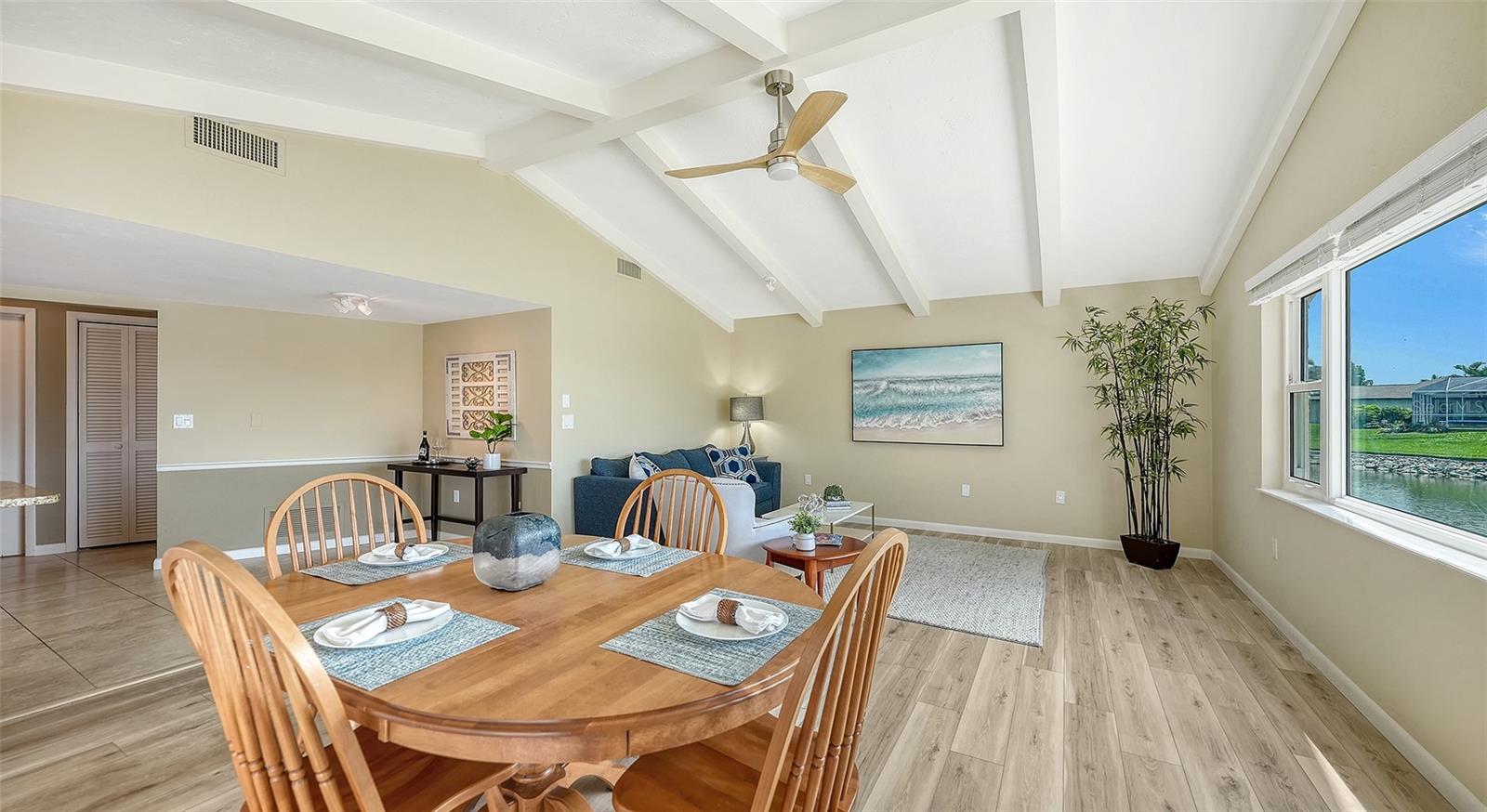 VENICE GARDENS SEC 2 - Residential