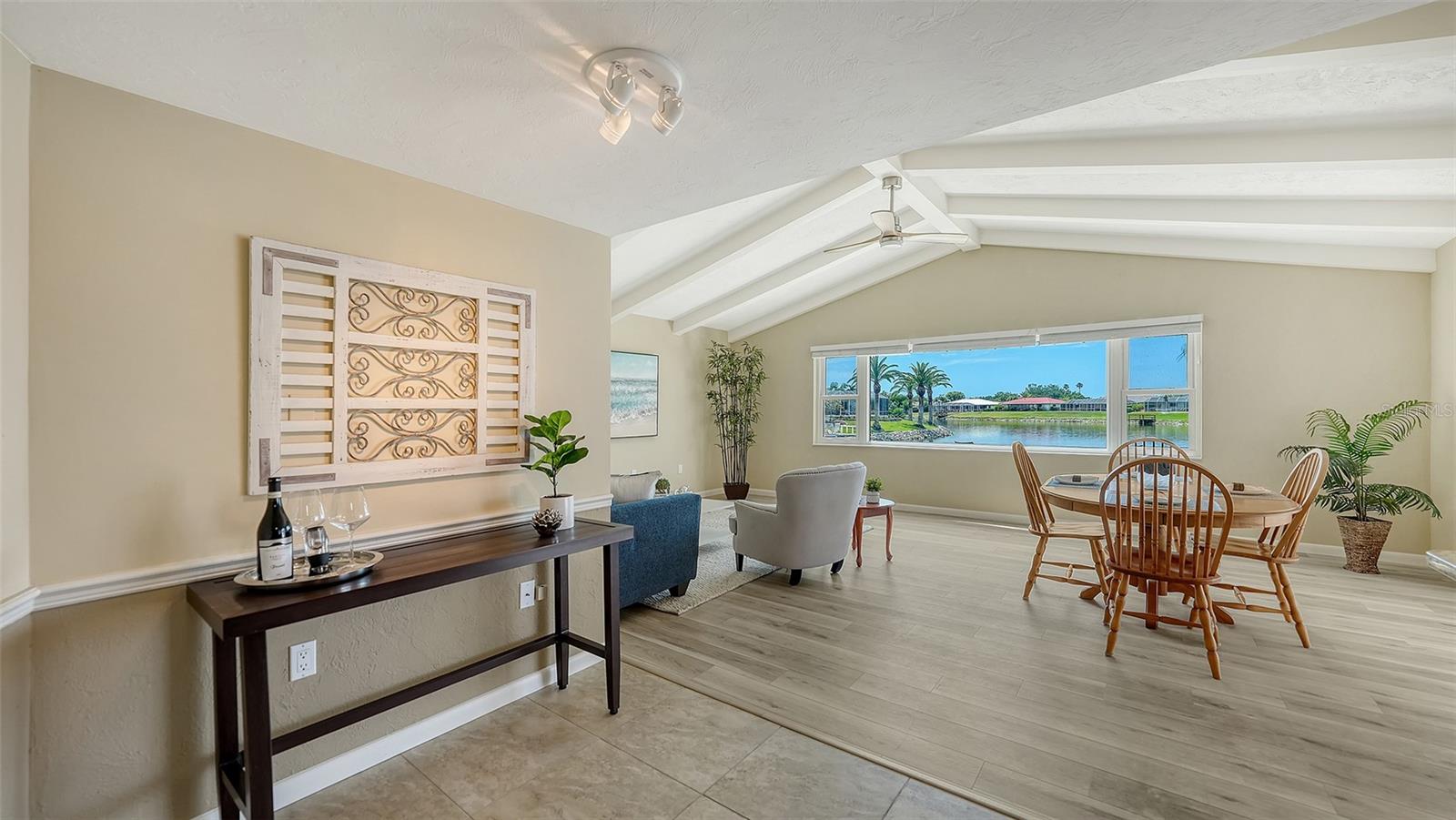 VENICE GARDENS SEC 2 - Residential