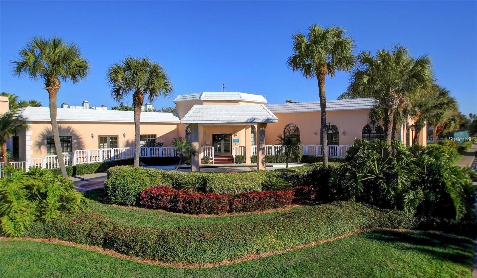 SILVER SANDS BEACH & RACQUET CLUB - Residential