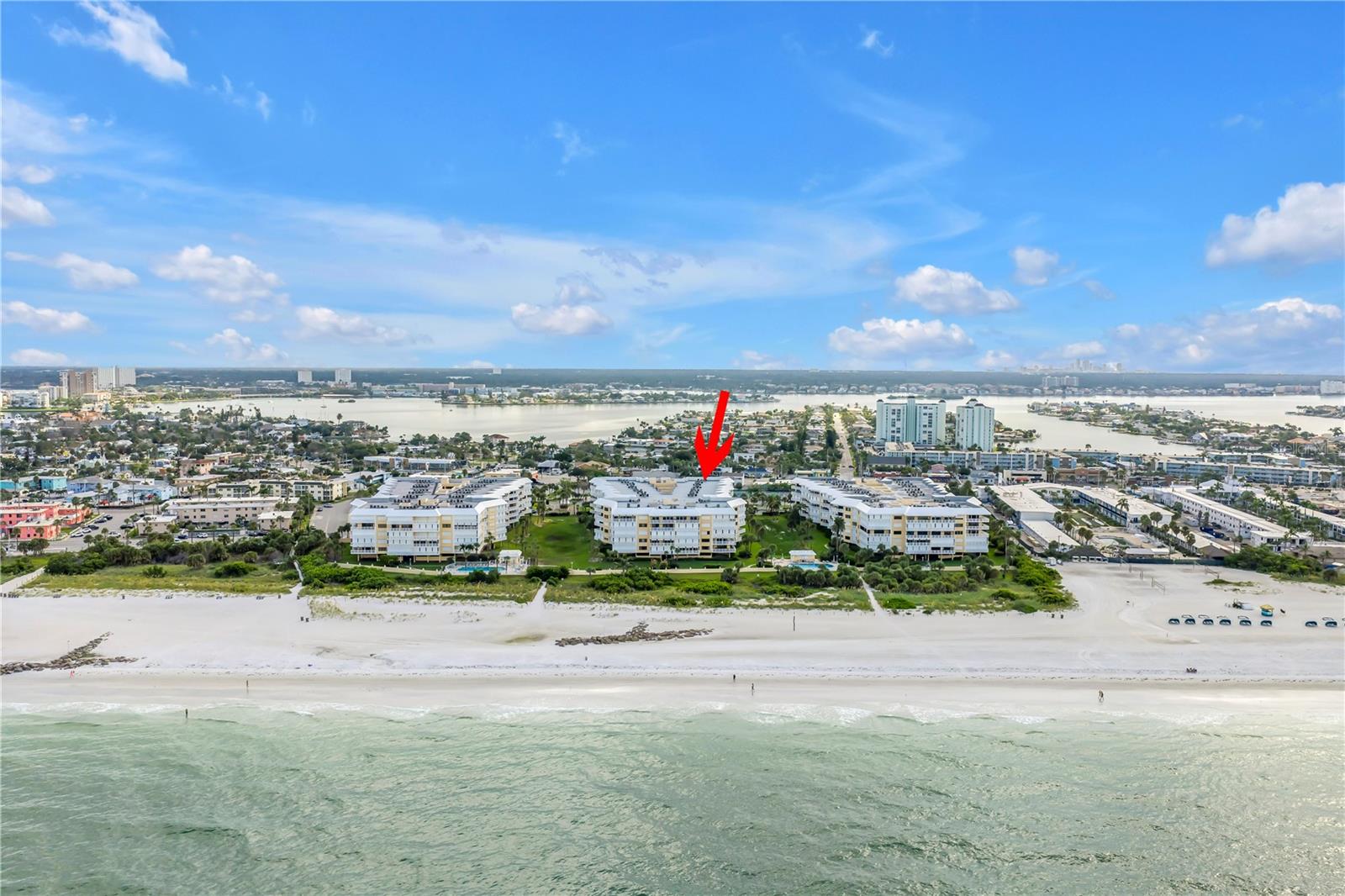 SILVER SANDS BEACH & RACQUET CLUB - Residential