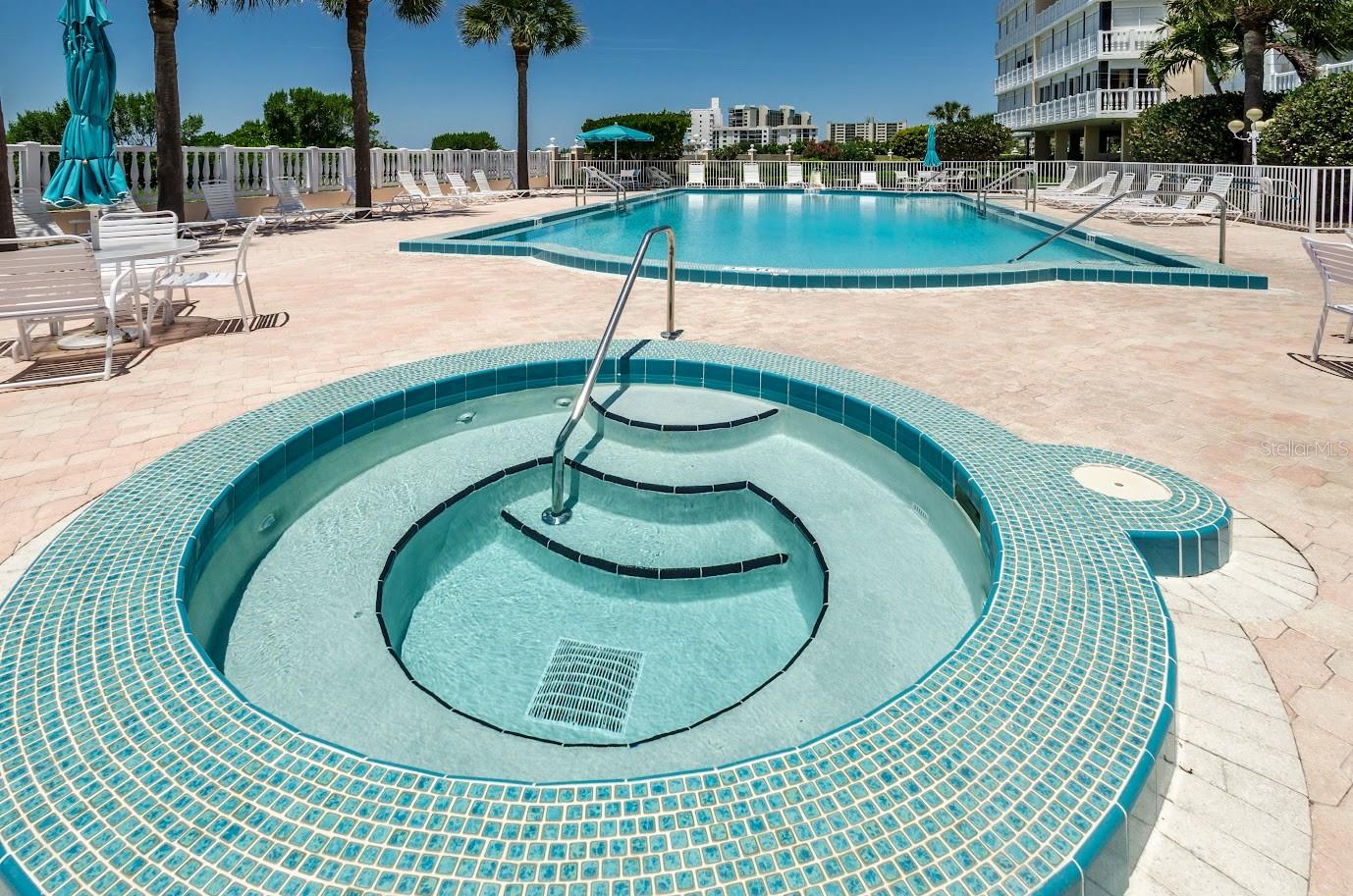 SILVER SANDS BEACH & RACQUET CLUB - Residential