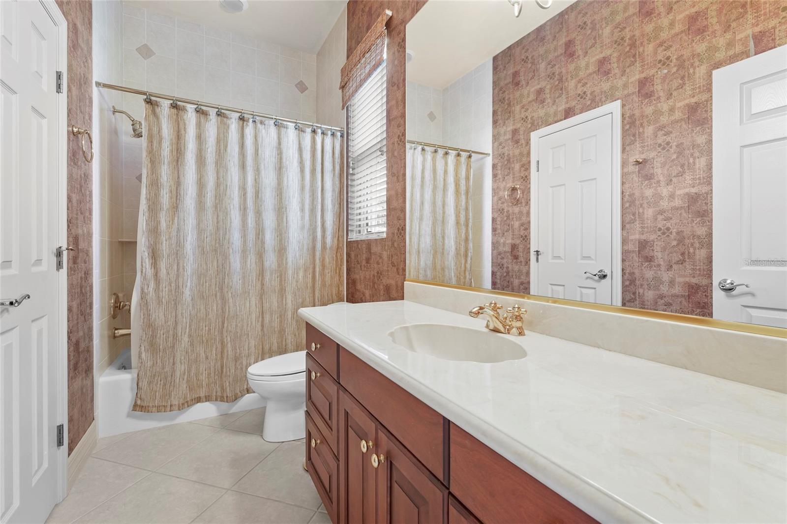 CYPRESS CREEK ESTATES - Residential