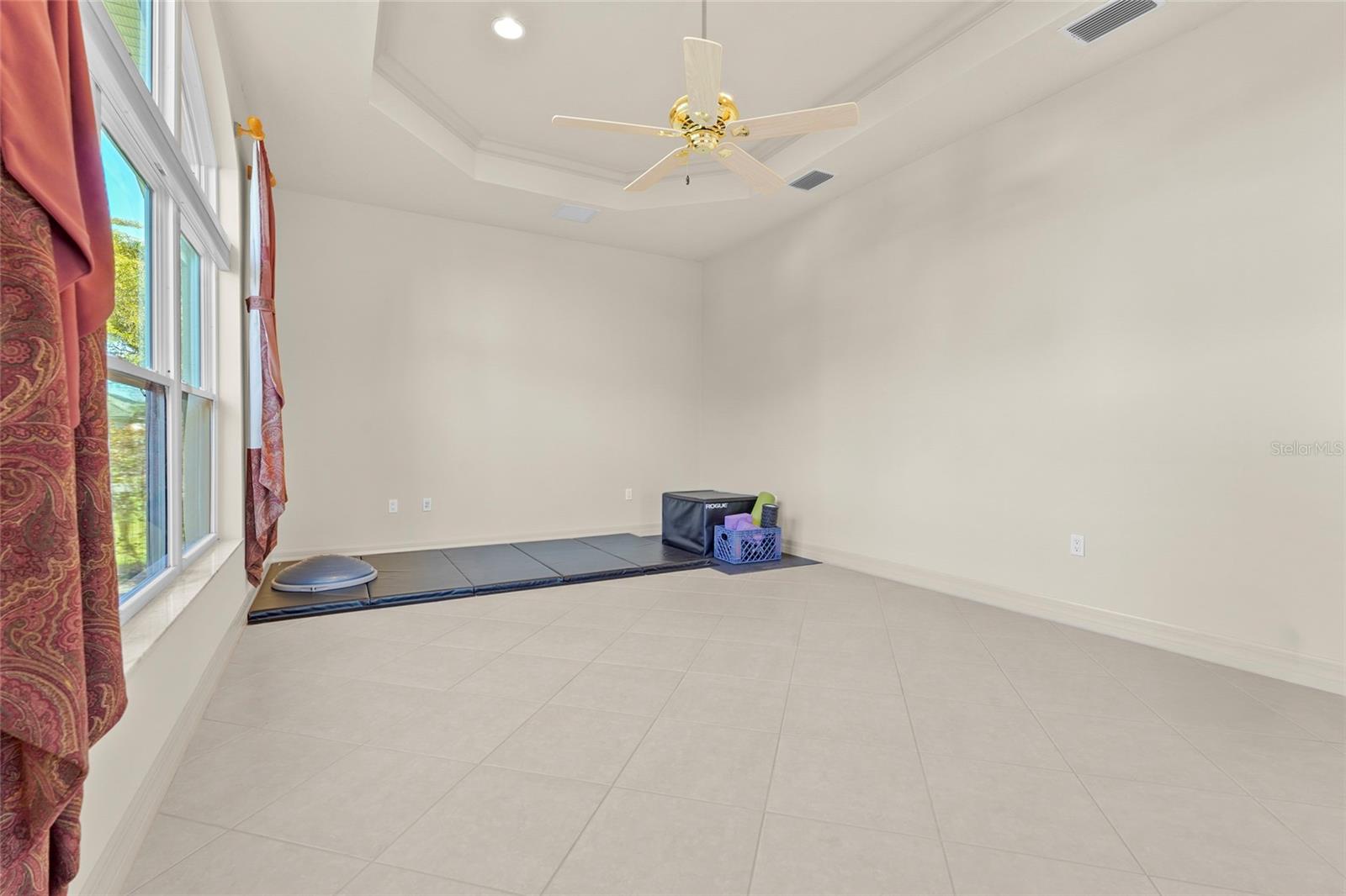 CYPRESS CREEK ESTATES - Residential