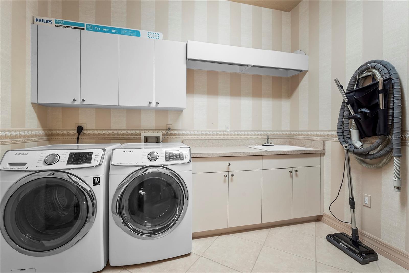 CYPRESS CREEK ESTATES - Residential