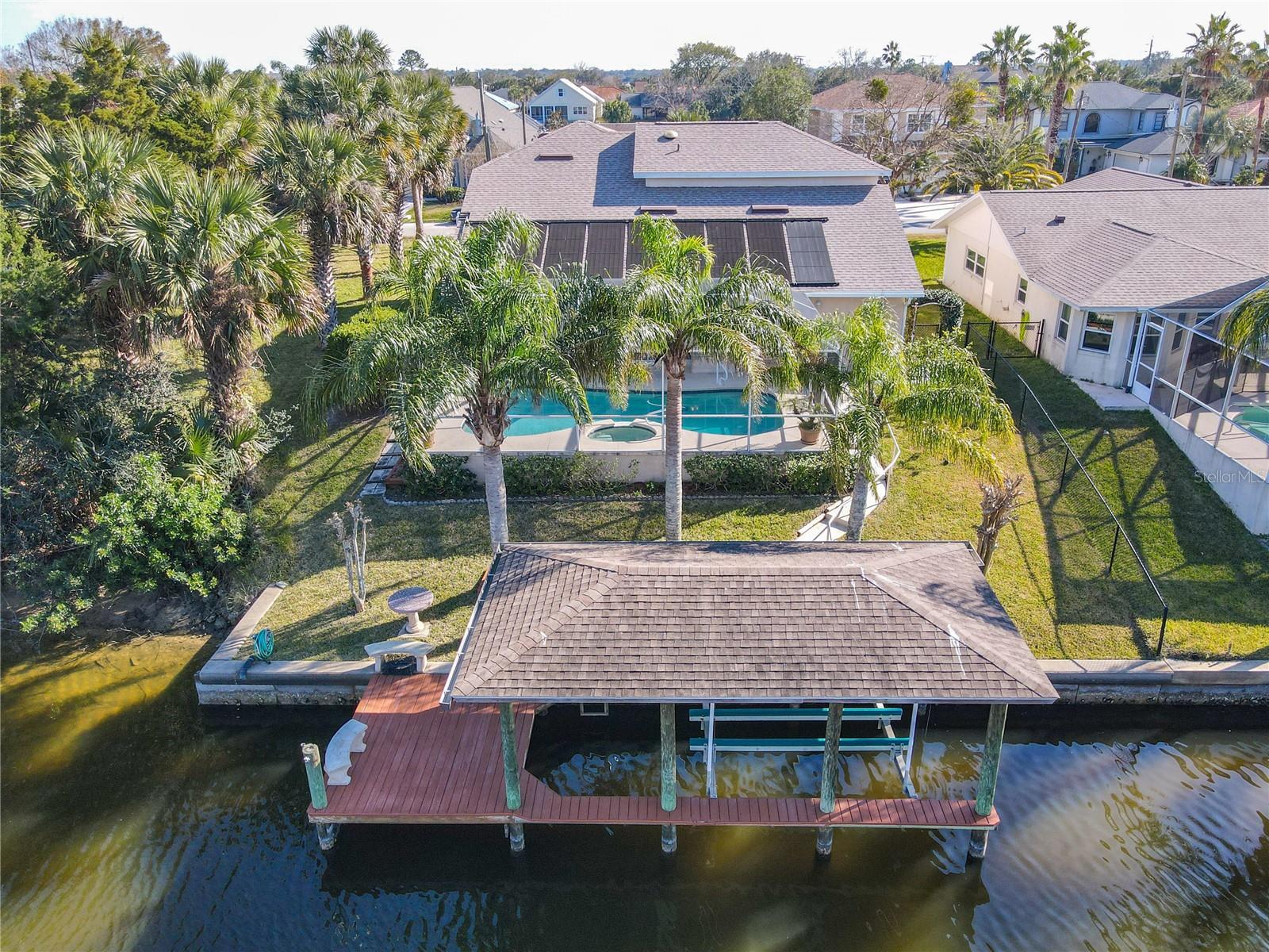 9 CEDAR HOLLOW COURT