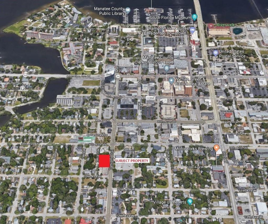 Photo of 928 14th Street W, Bradenton, FL 34205 (MLS # A4681143)