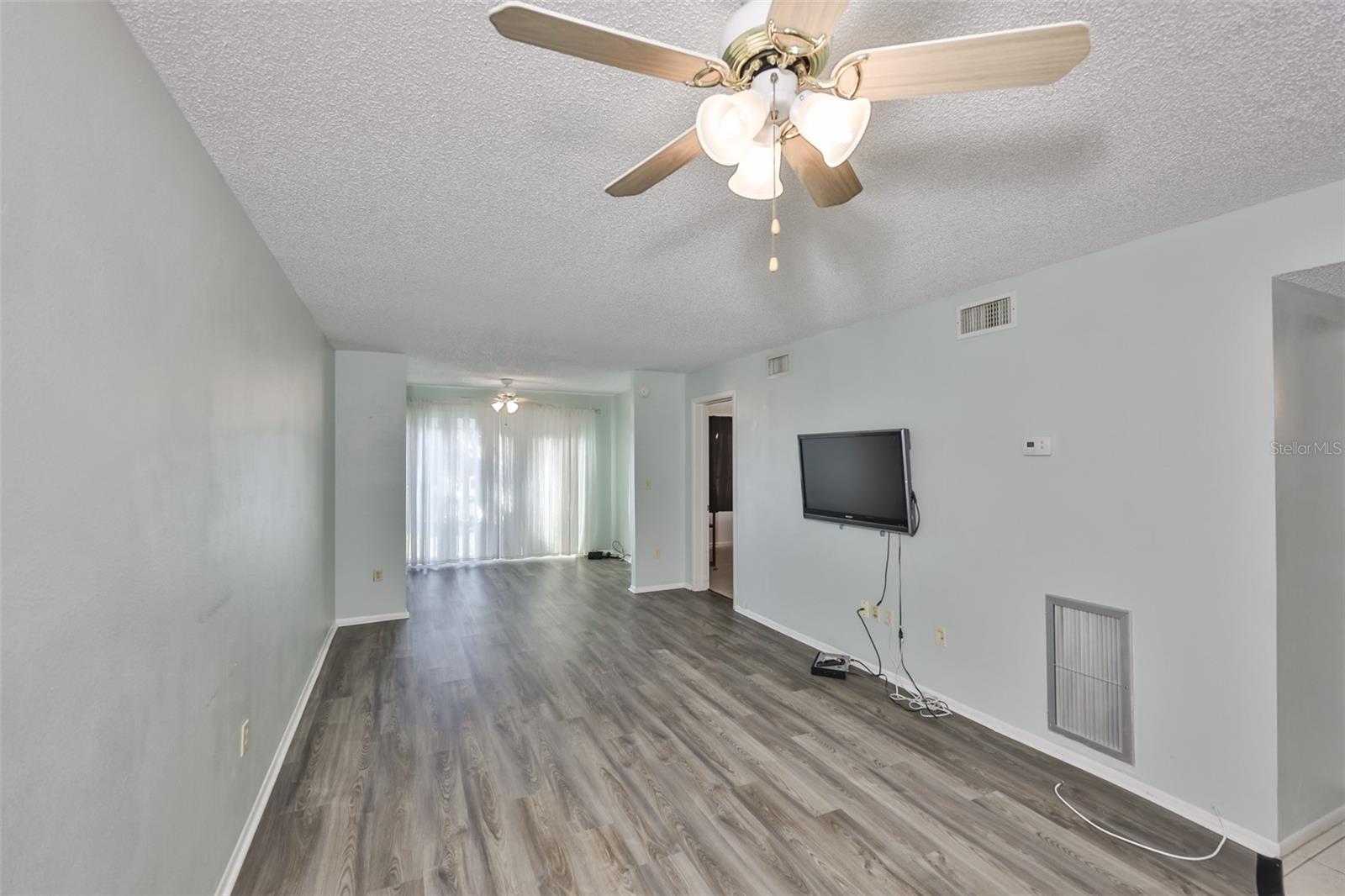 ASBURY ARMS CONDO - Residential Lease