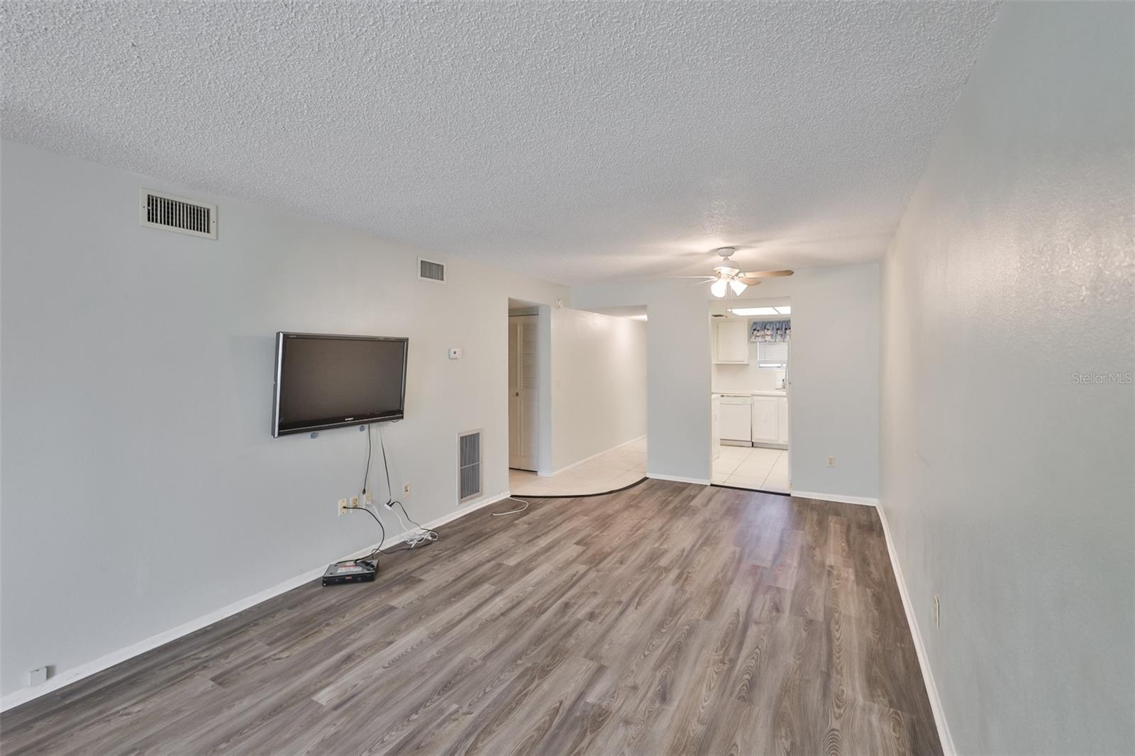 ASBURY ARMS CONDO - Residential Lease