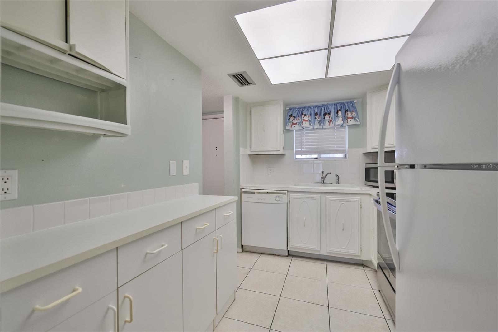 ASBURY ARMS CONDO - Residential Lease