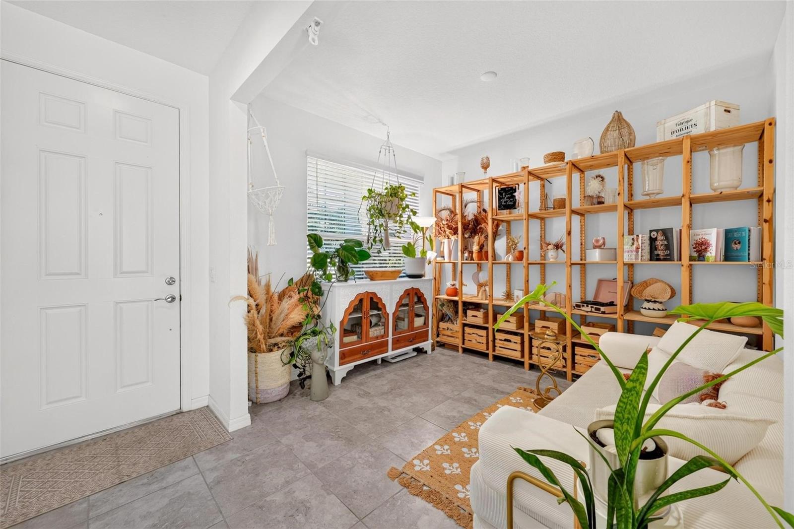 11156 HANLON TERRACE ALLEY