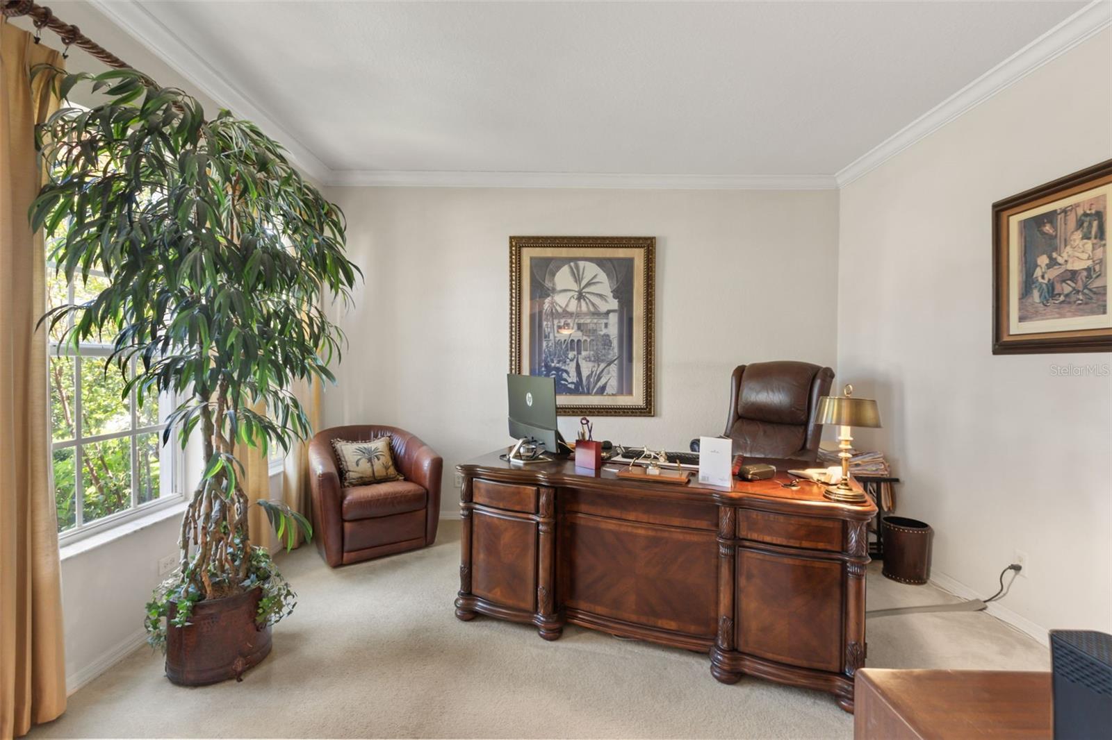393 LAKE AMBERLEIGH DRIVE