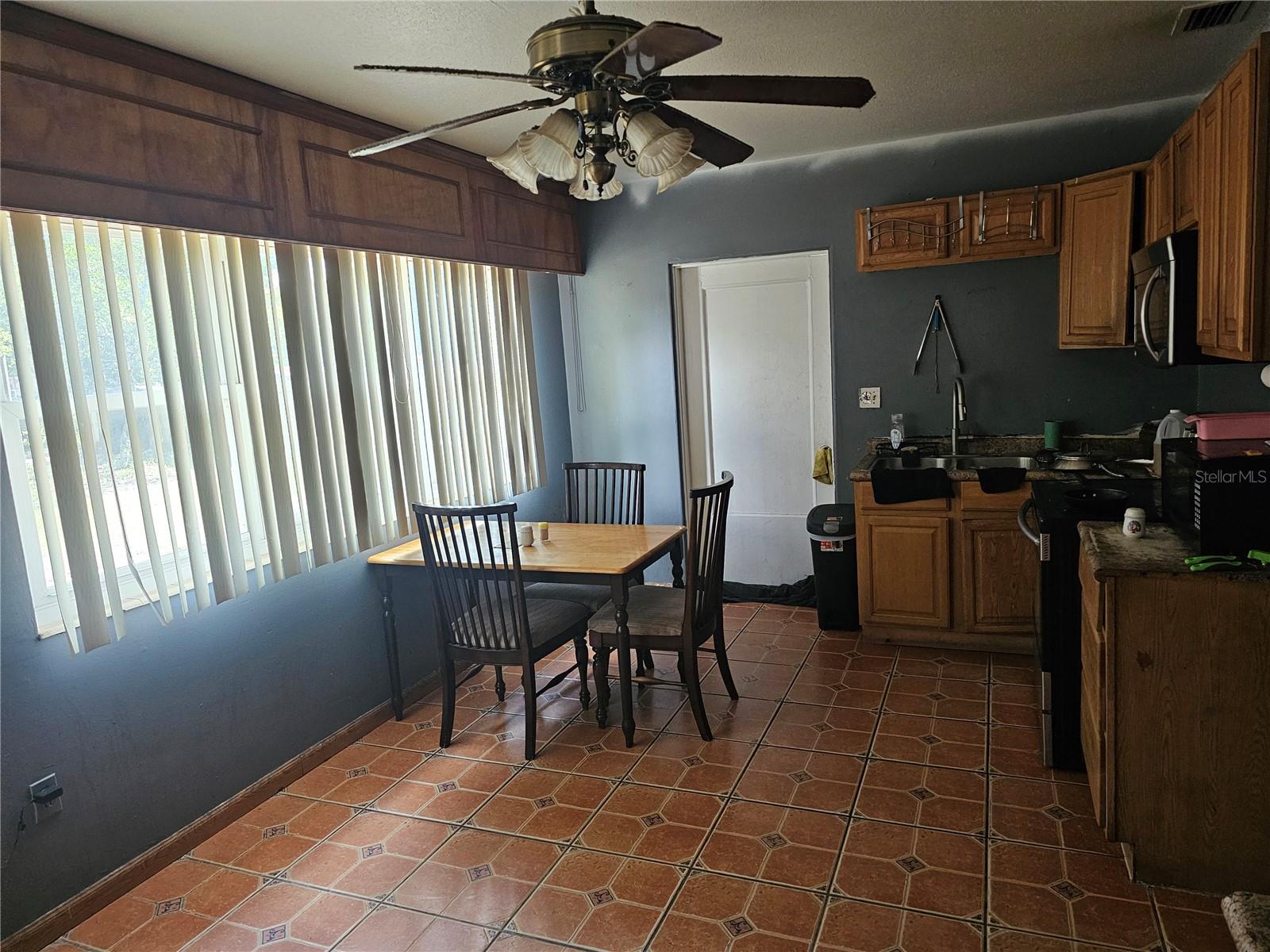 DREAM LAKE HEIGHTS - Residential