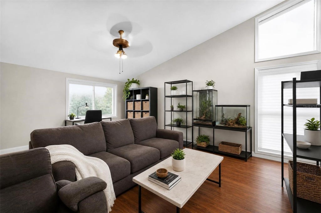 Photo of 310 Hidden Lake Drive, Brandon, FL 33511 (MLS # C7530019)