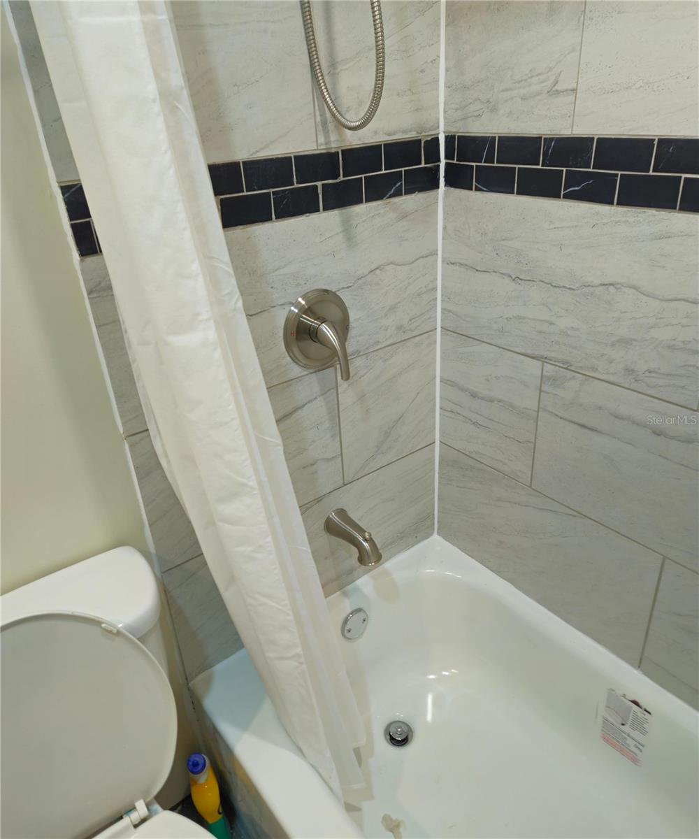 CITRUS PARK - Residential Income