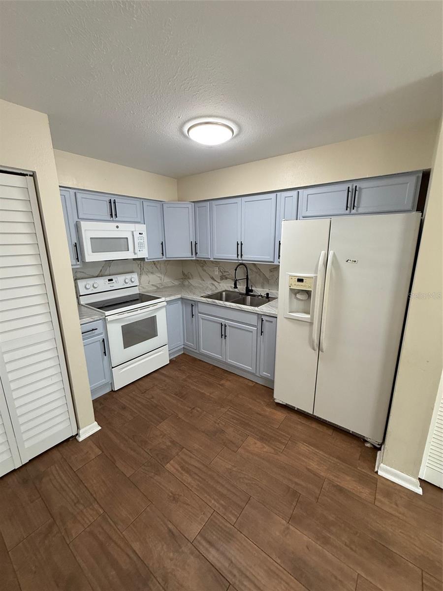 CITRUS PARK - Residential Income