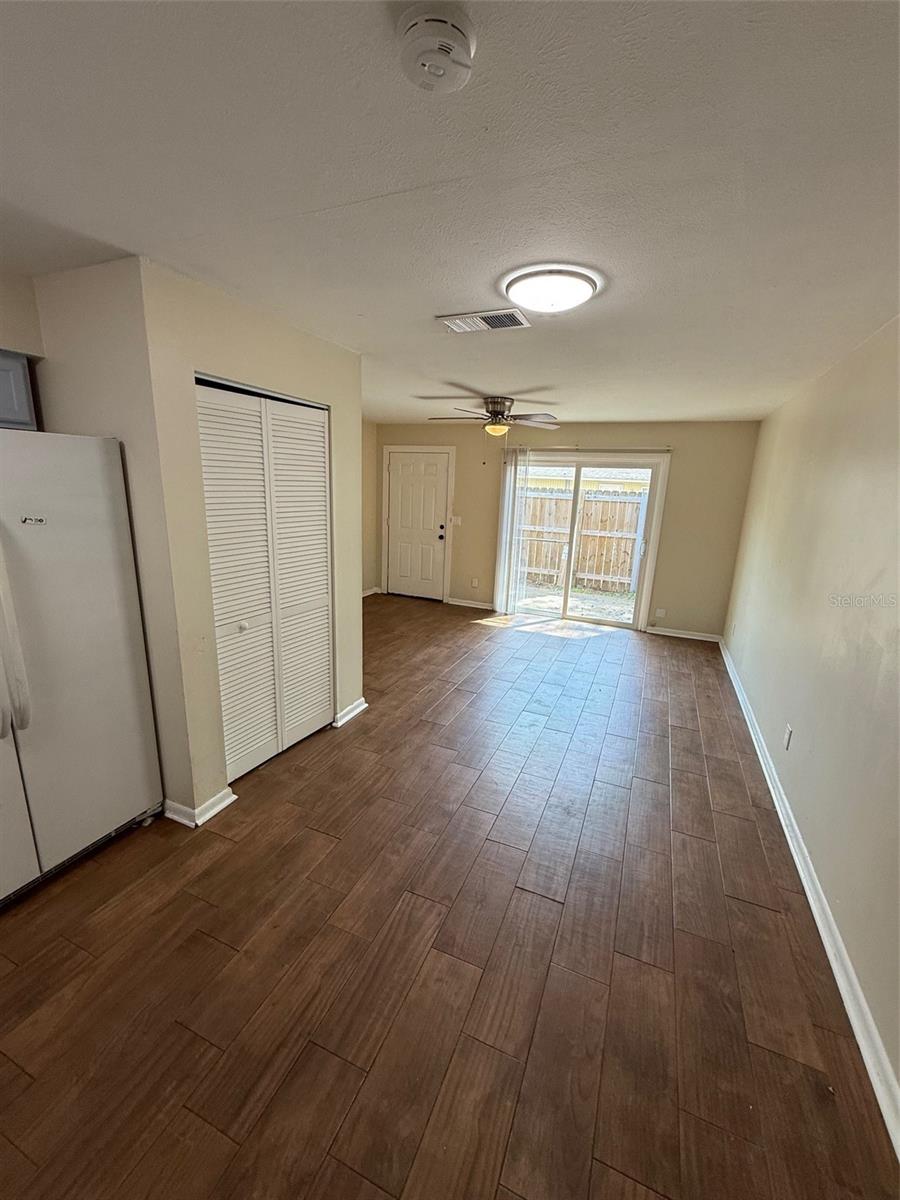 CITRUS PARK - Residential Income