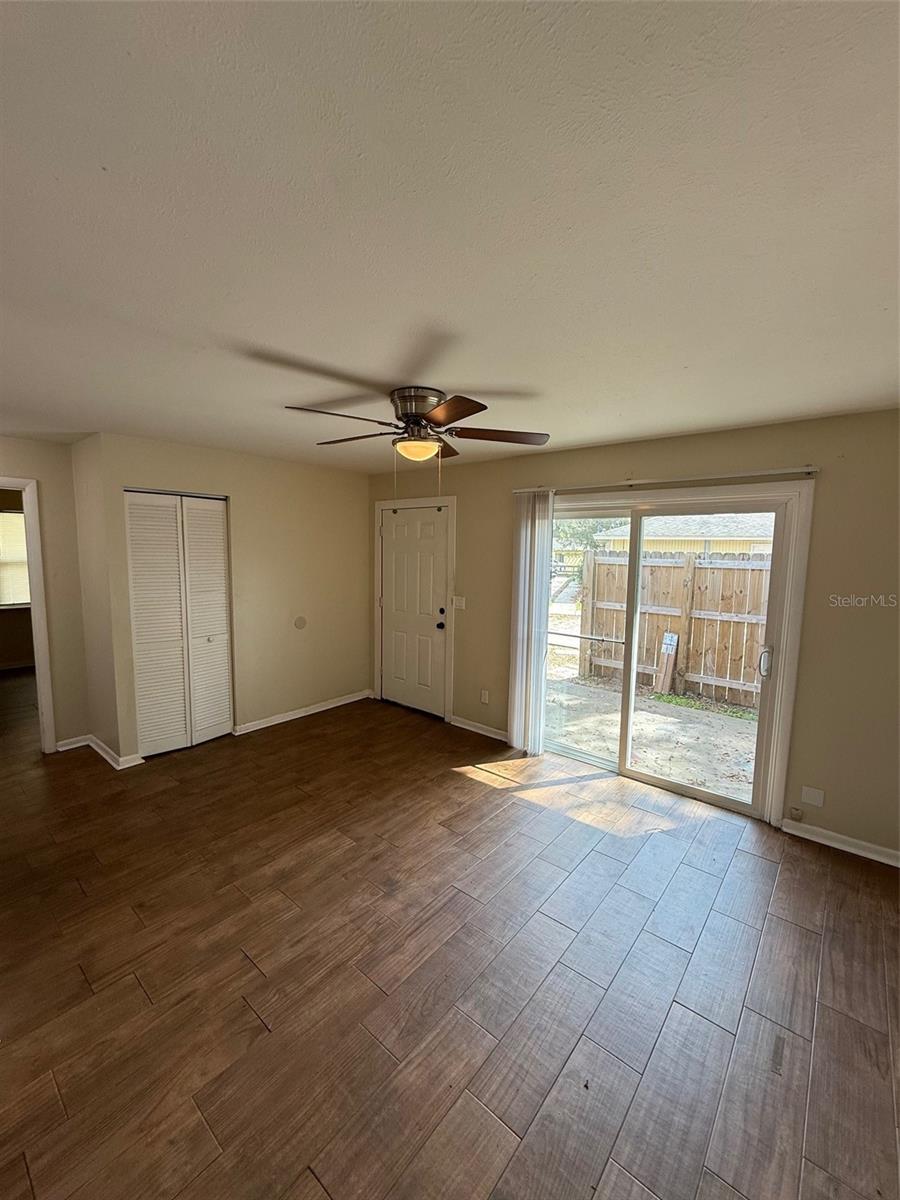 CITRUS PARK - Residential Income