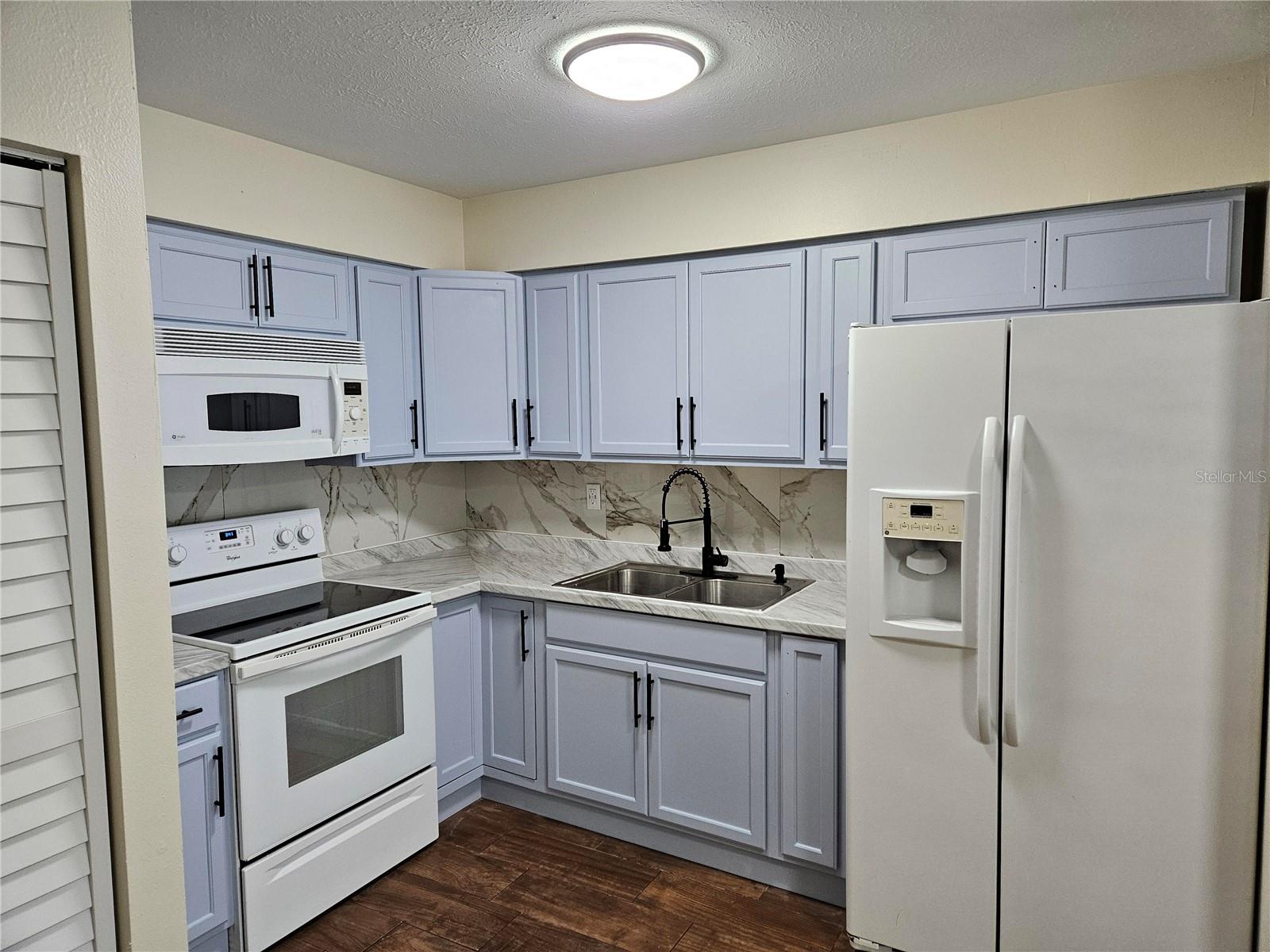 CITRUS PARK - Residential Income