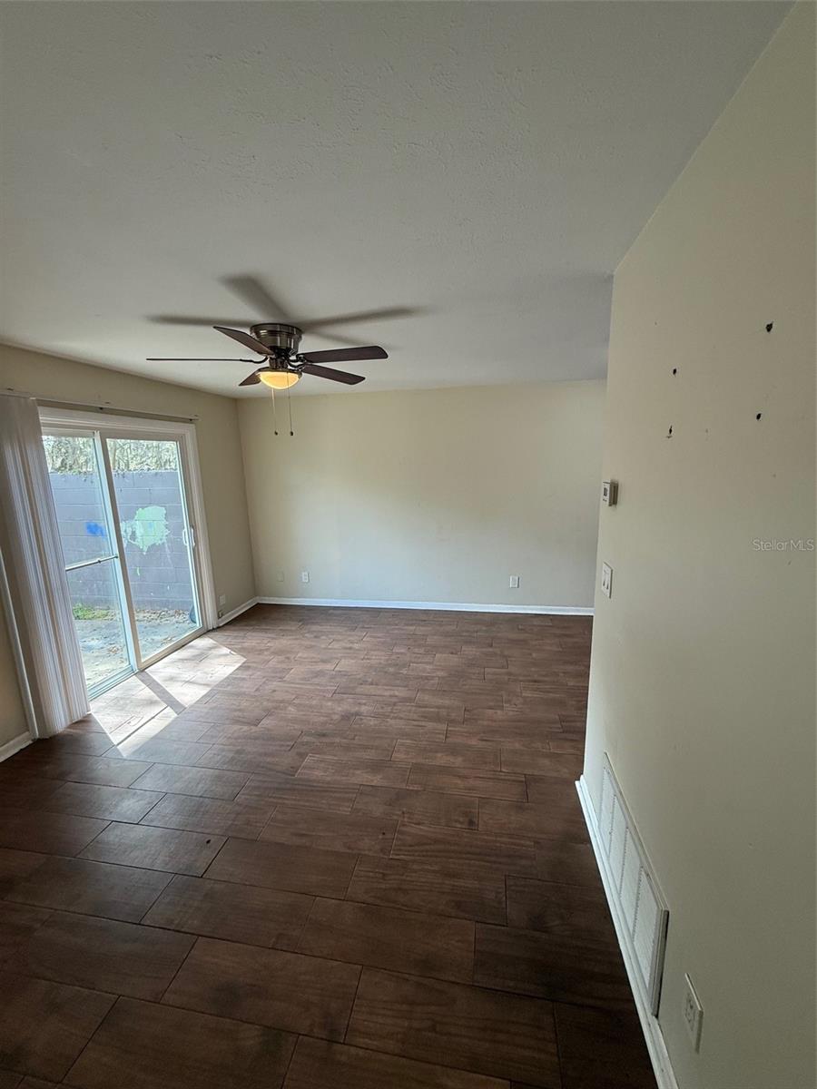 CITRUS PARK - Residential Income