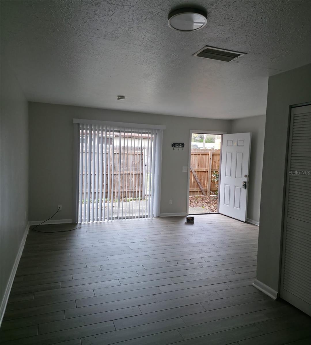 CITRUS PARK - Residential Income