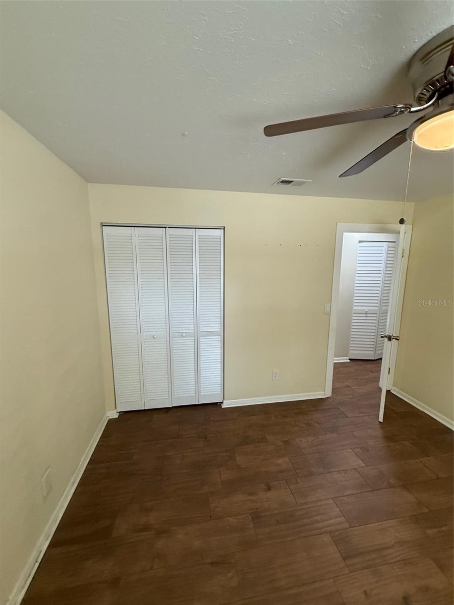 CITRUS PARK - Residential Income