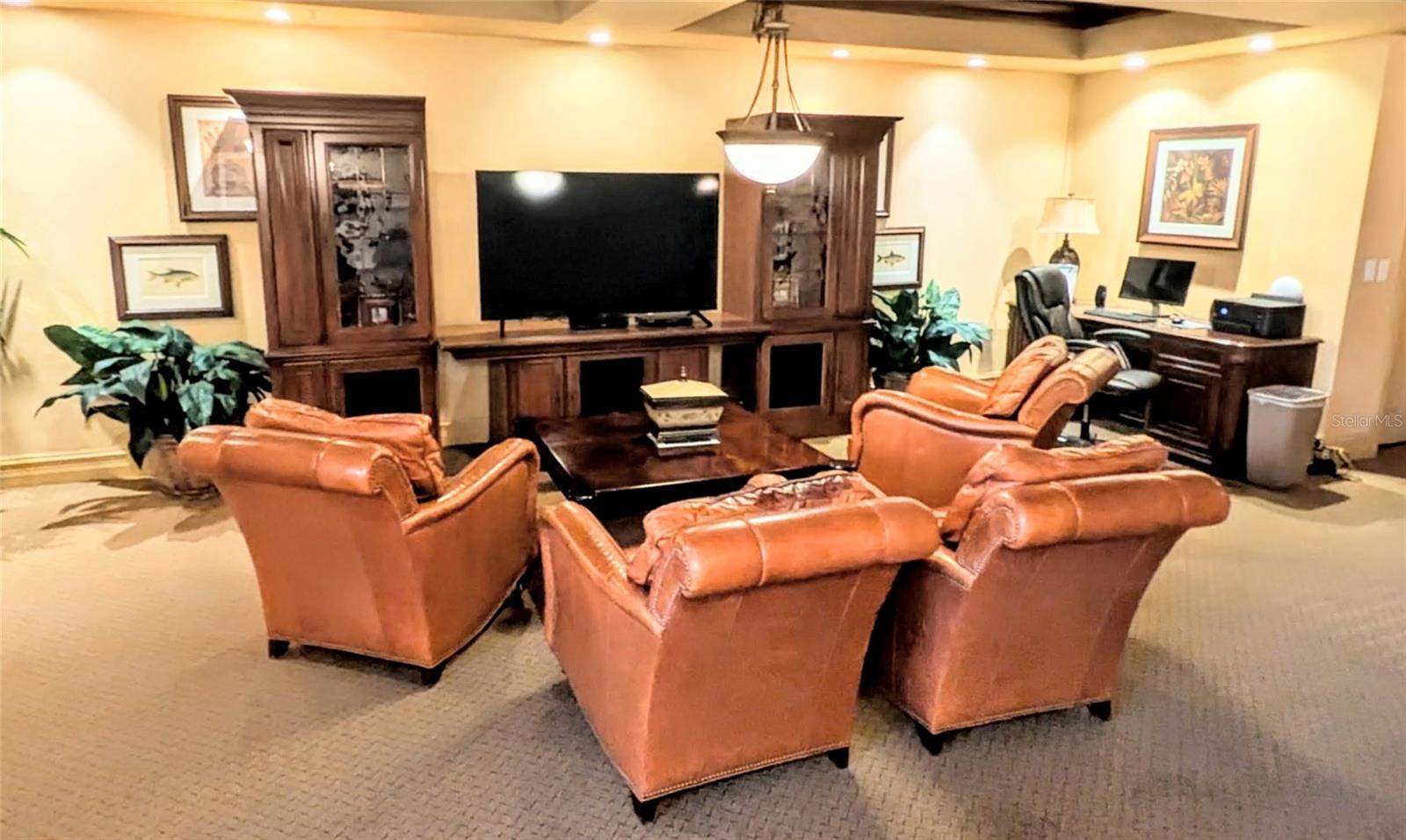 BROADWAY PROMENADE - Residential Lease