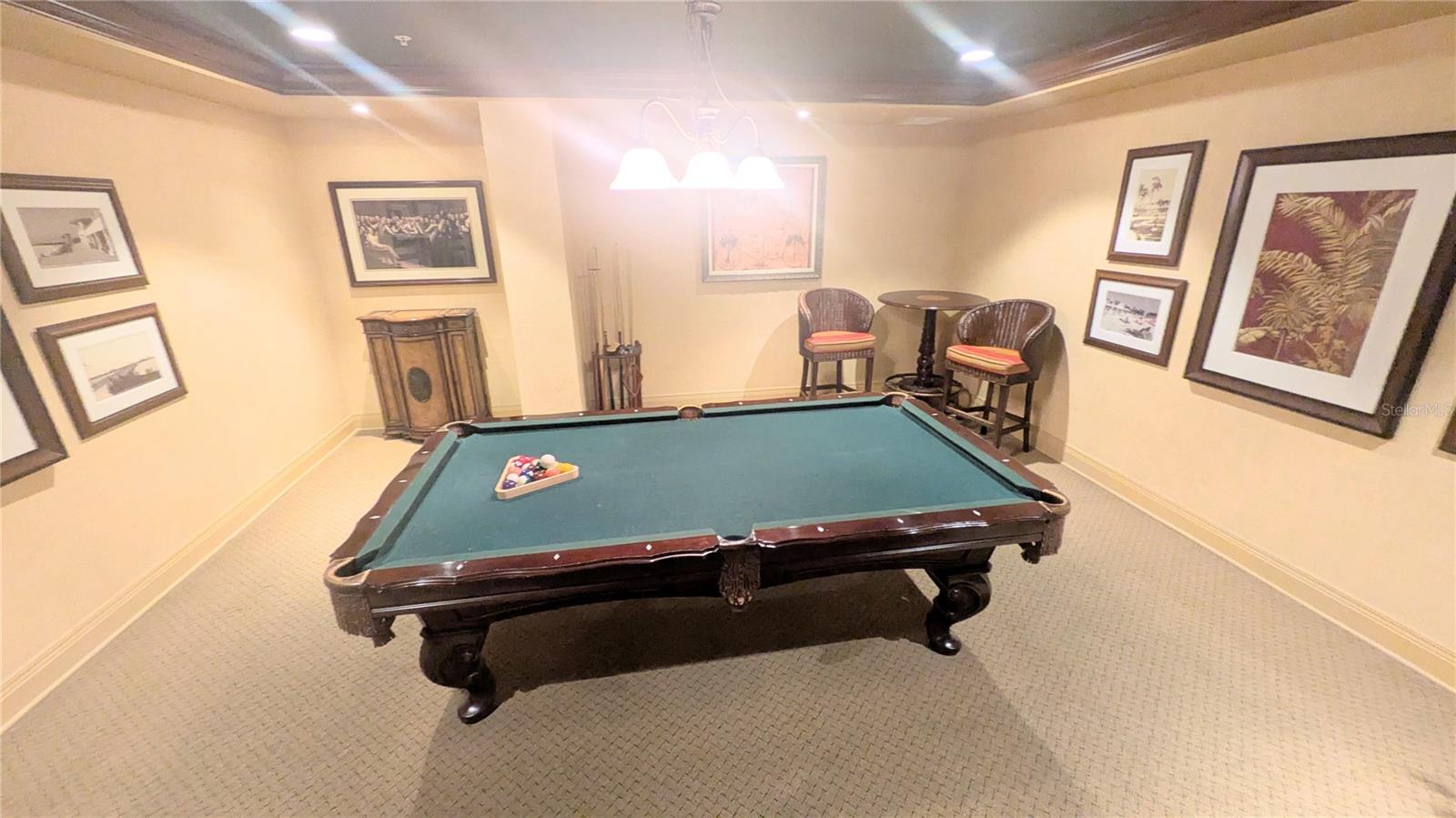 BROADWAY PROMENADE - Residential Lease