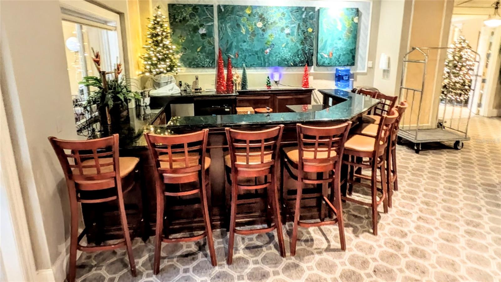 BROADWAY PROMENADE - Residential Lease