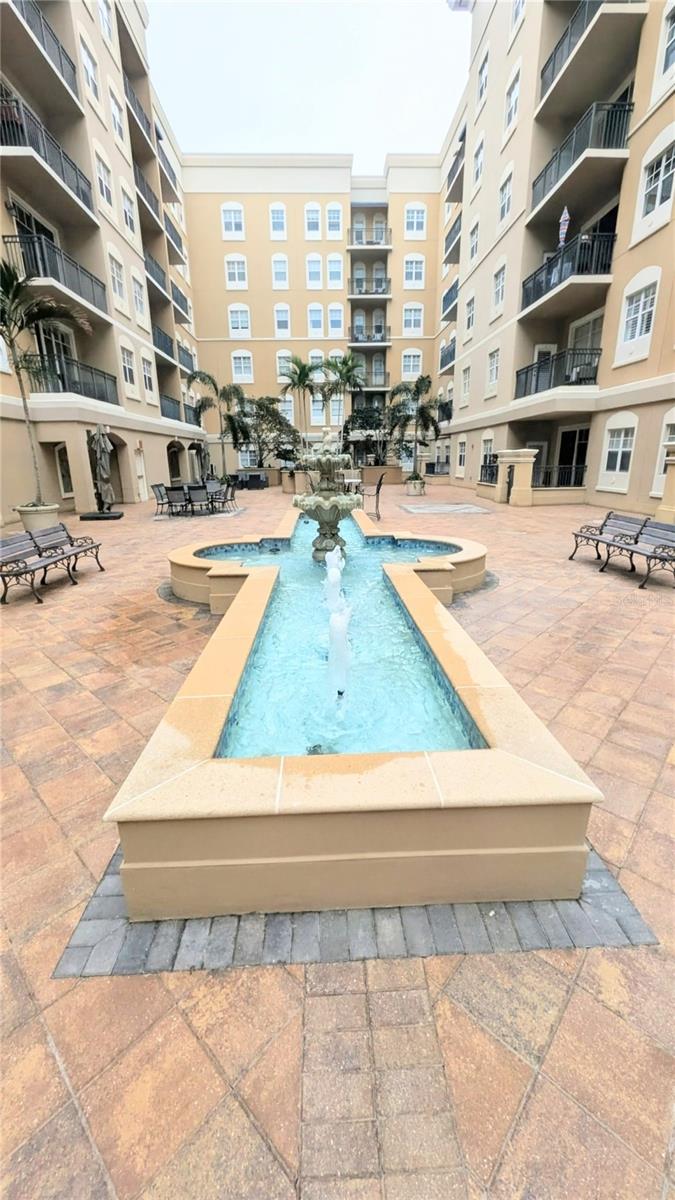 BROADWAY PROMENADE - Residential Lease